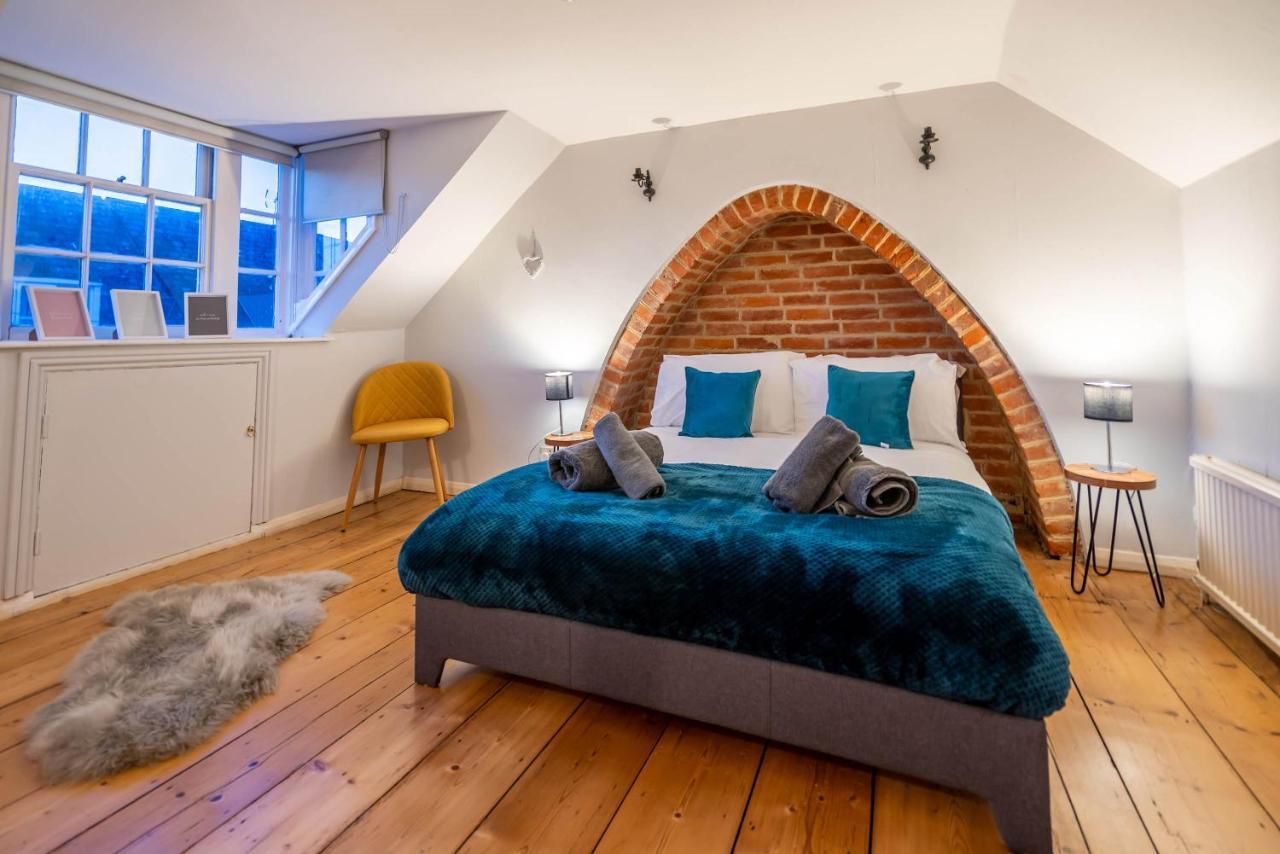 Two Bedroom House In Canterbury City Centre Exterior photo