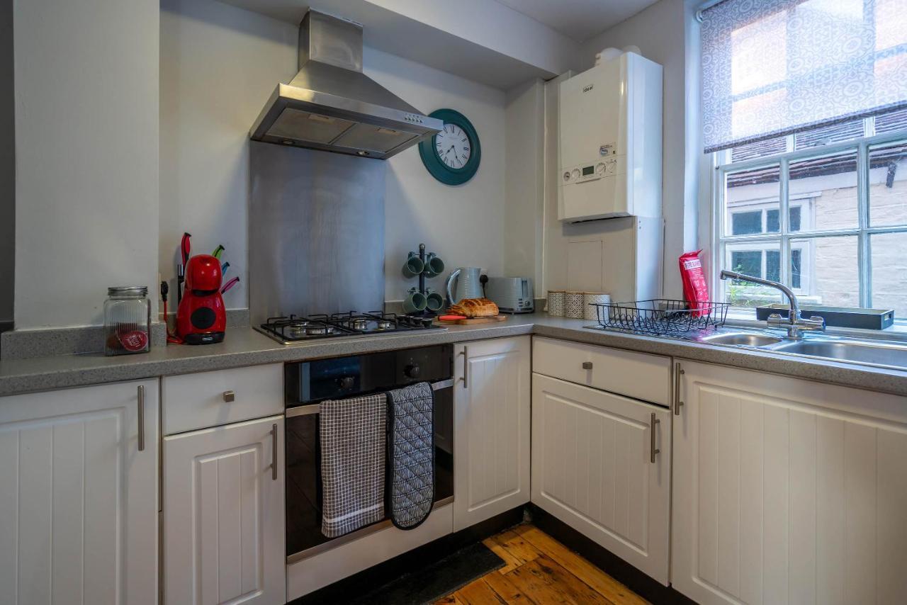 Two Bedroom House In Canterbury City Centre Exterior photo